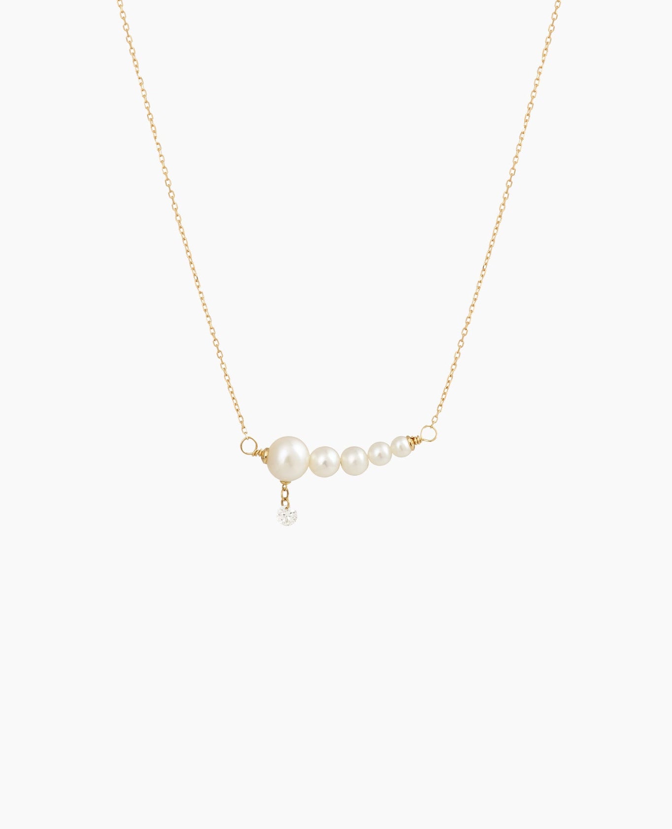 Collier Aphrodite dégradé 5 perles 1 diamant