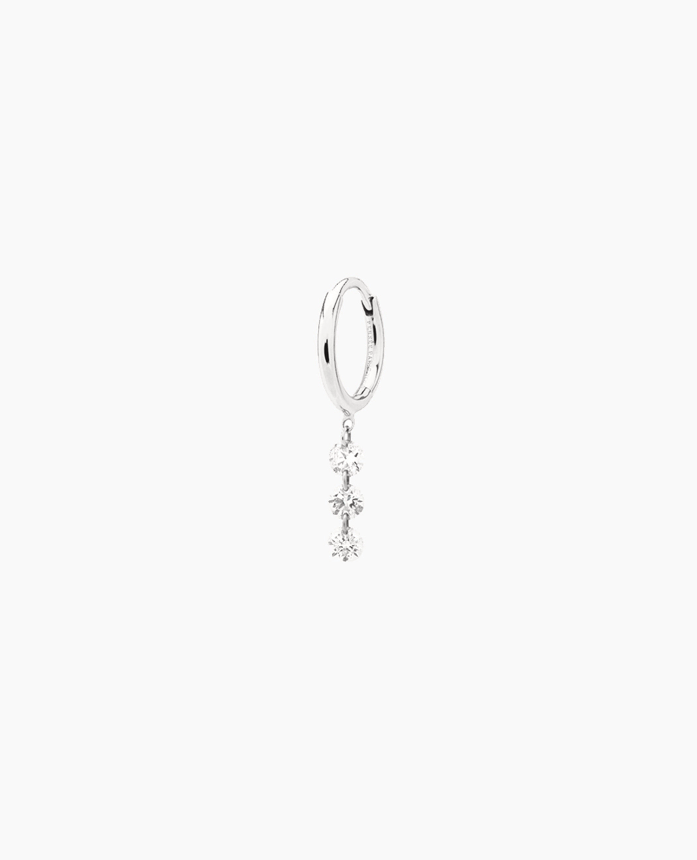 Piercing Danaé trois diamants