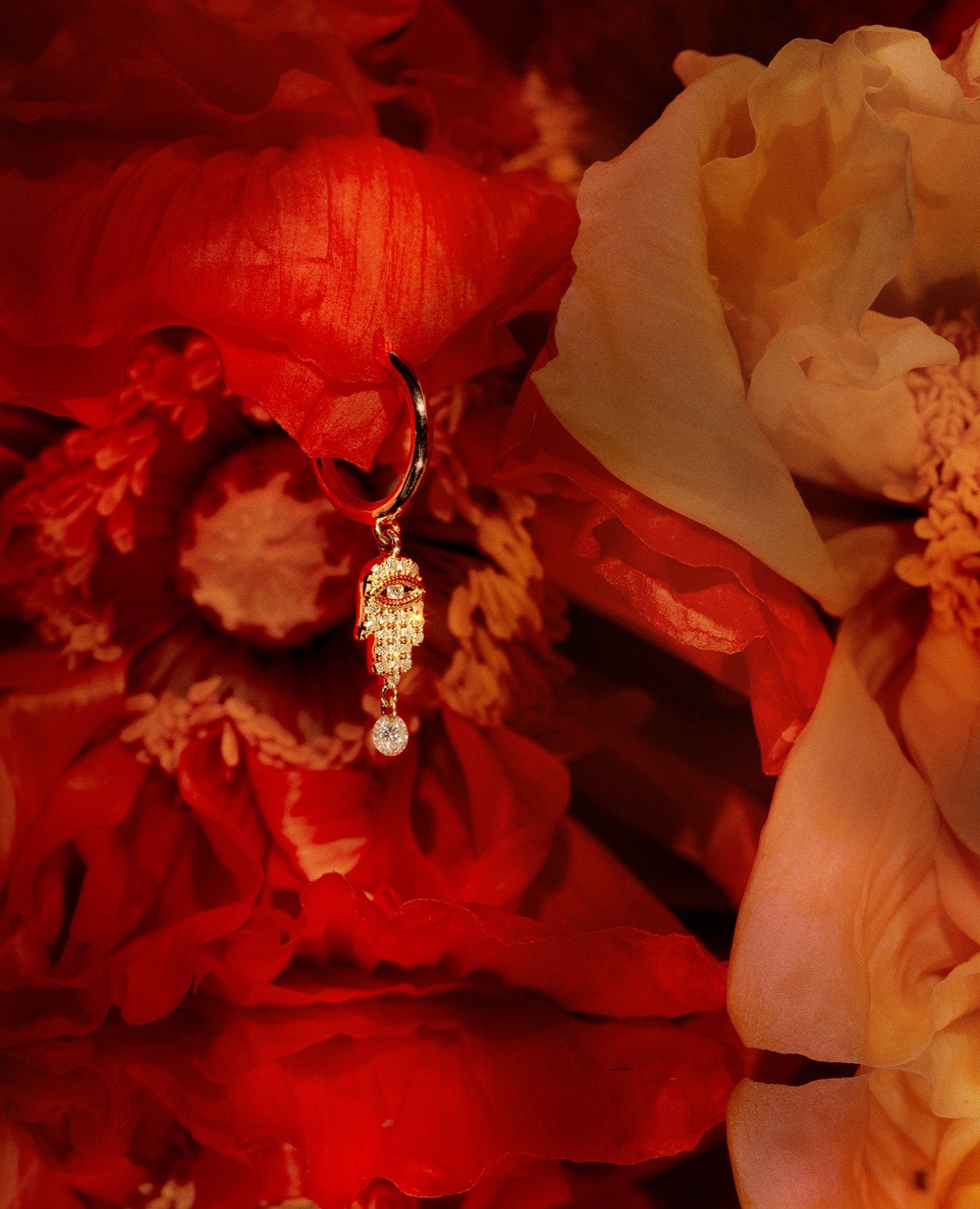 Mono boucle d'oreille Séléné anneau Fatma pavée un diamant