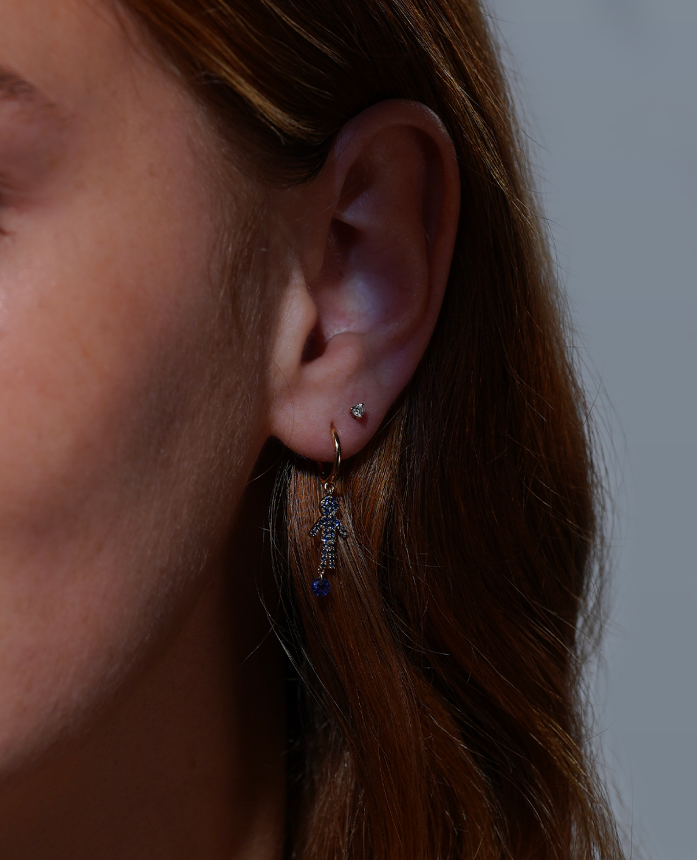 Selene Boy ring earring paved with a sapphire