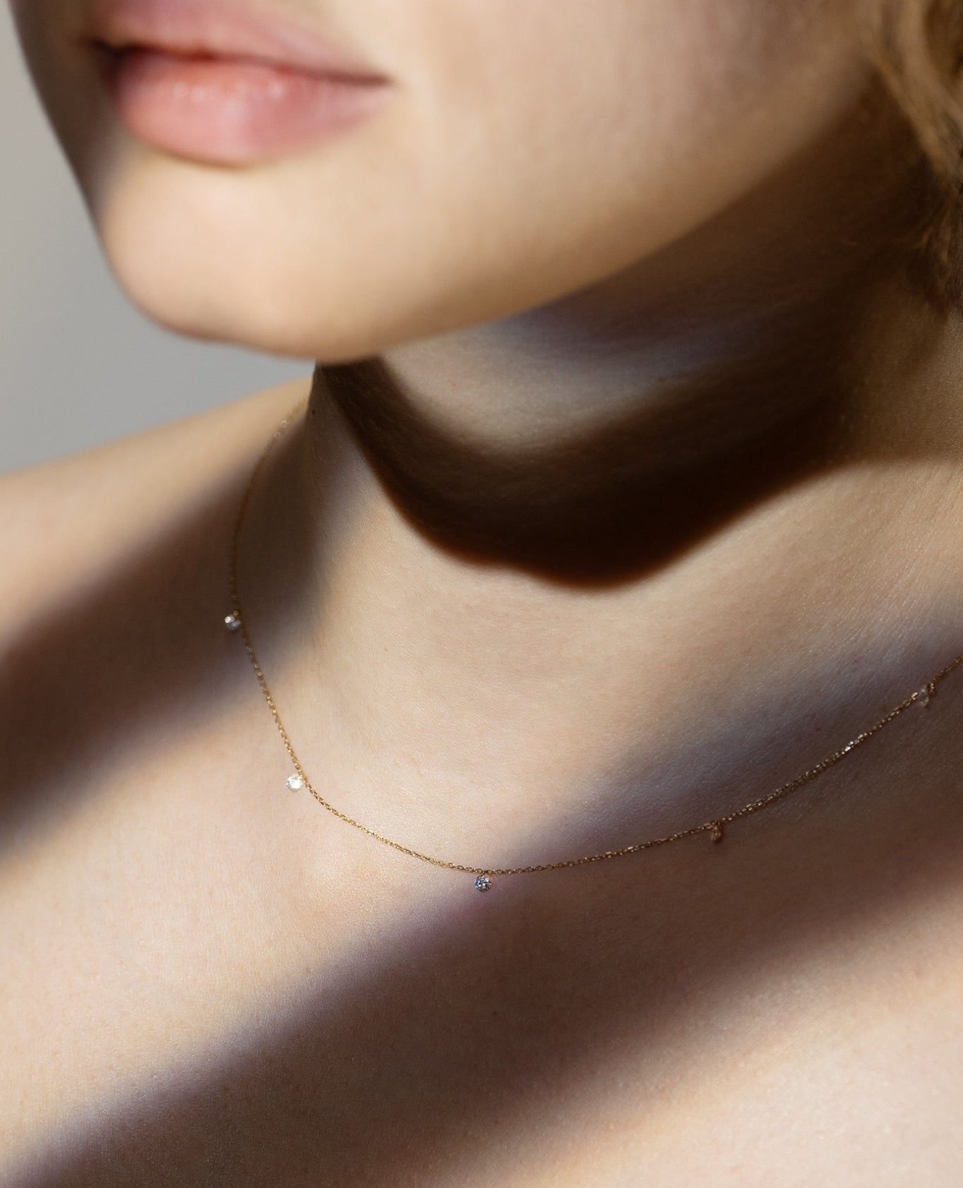 Mini Danaé five diamond necklace 0.23