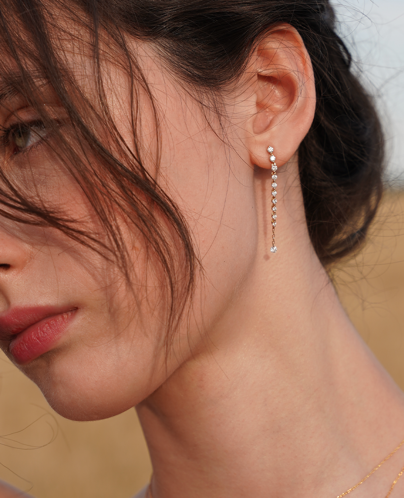 Mono boucle d'oreille Tennis Ligne