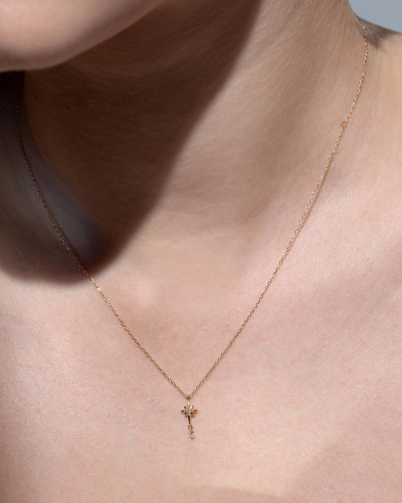 Selene Polar Star necklace with a diamond pave