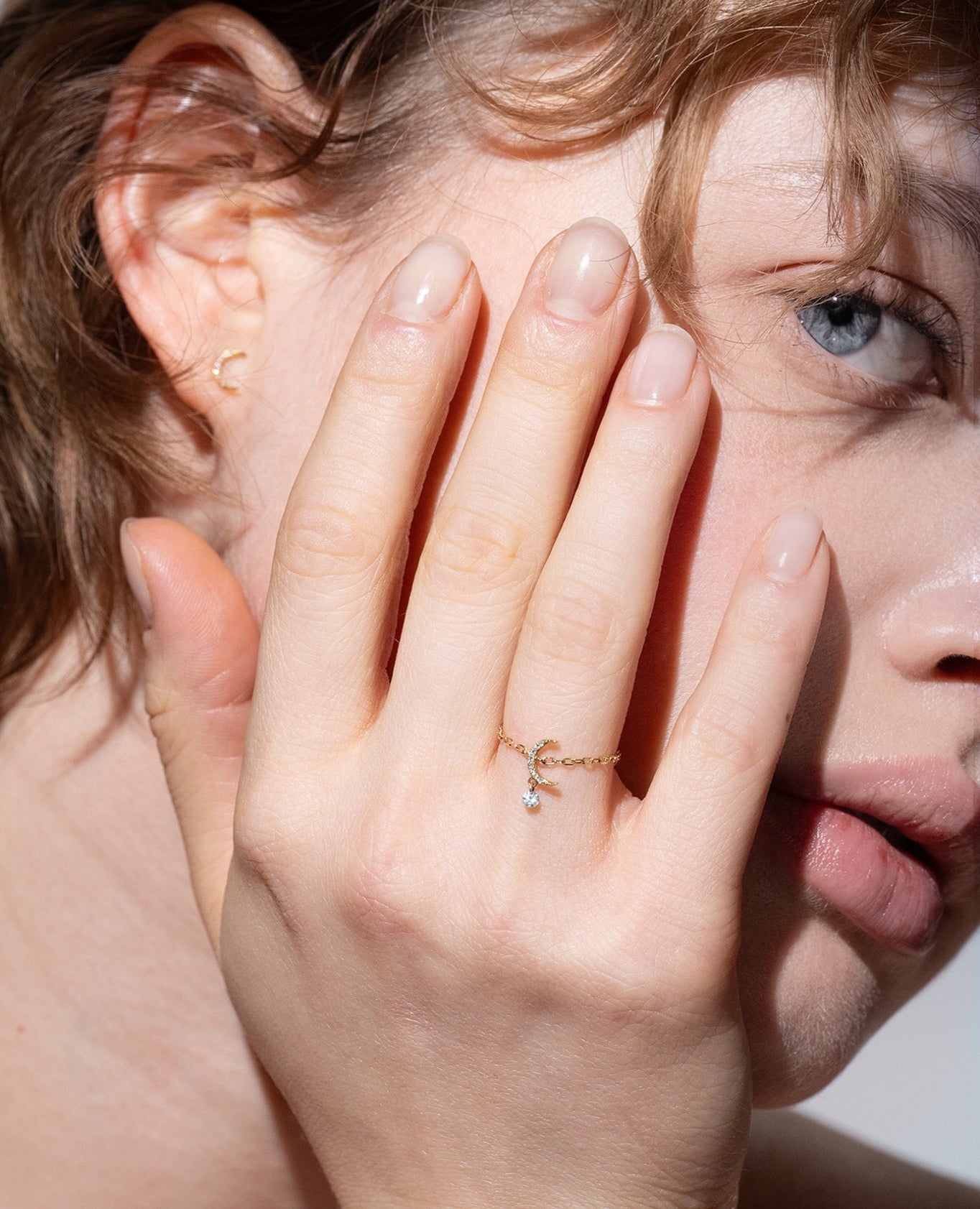 Bague Séléné chaînette Lune pavée un diamant
