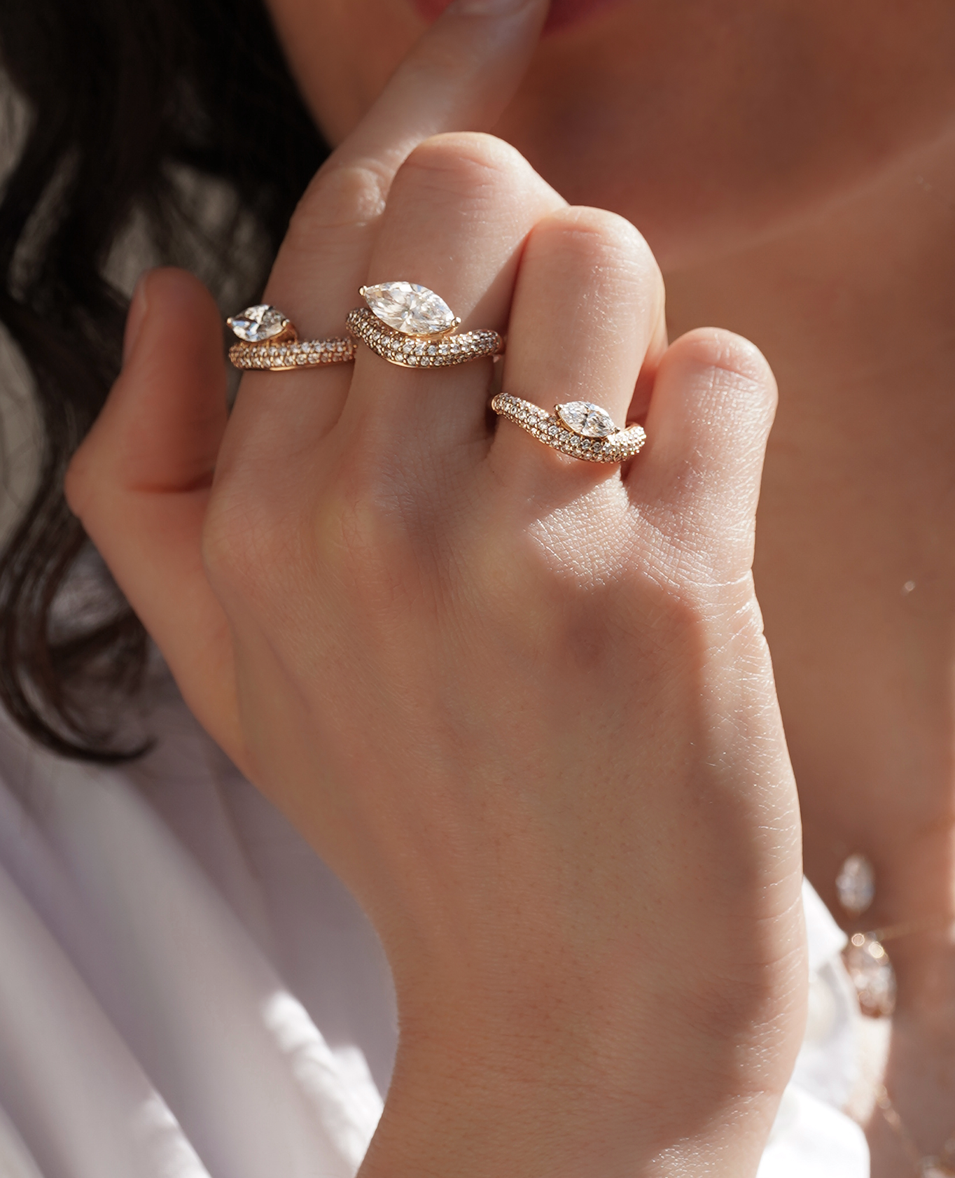 Bague Wave Marquise pavée